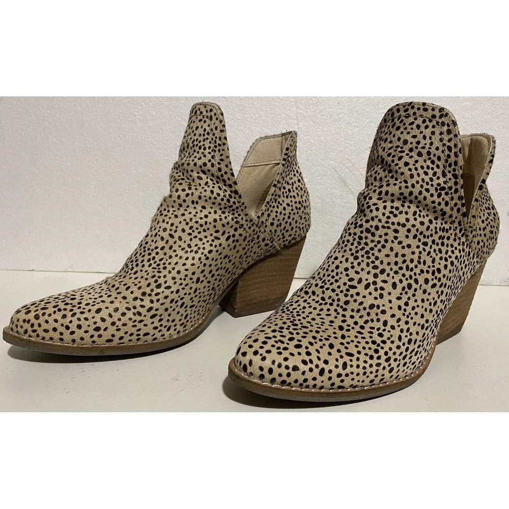 Coconuts by Matisse Women's 7.5 Cheetah Print Letters Fur‎ Ankle Boots Western
